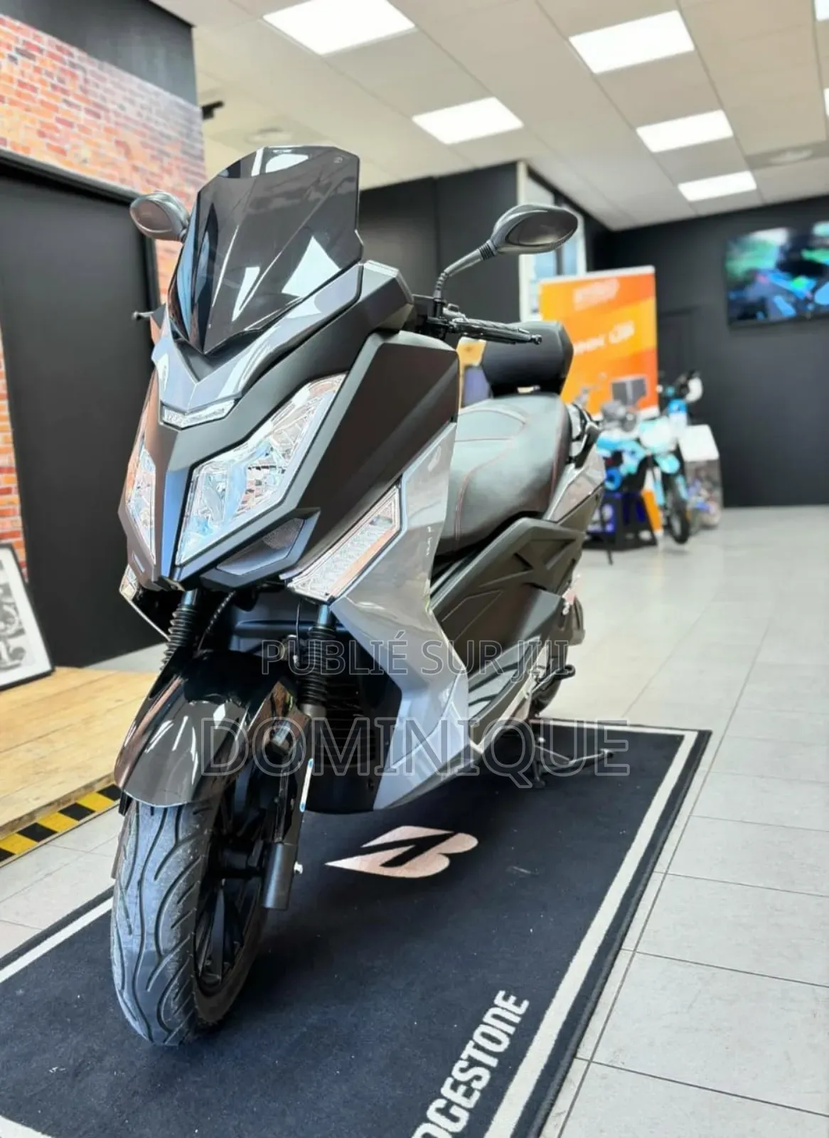 Nouveau Yamaha Autre 2024 Gris