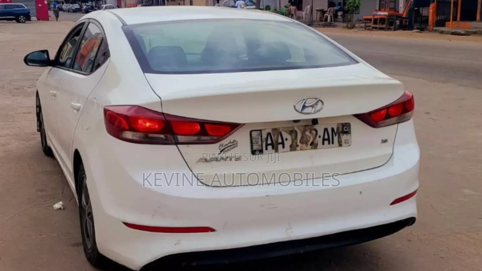Hyundai Avante 2018 Blanc