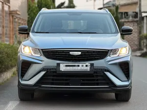 Nouveau Geely Coolray 2025 Argenté