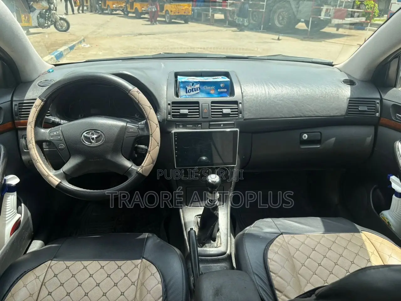 Toyota Avensis 2005 Blanc