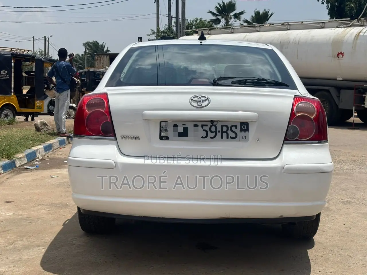 Toyota Avensis 2005 Blanc