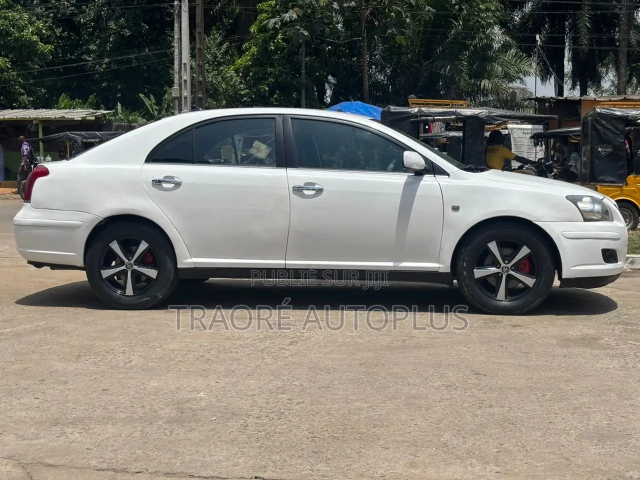 Toyota Avensis 2005 Blanc