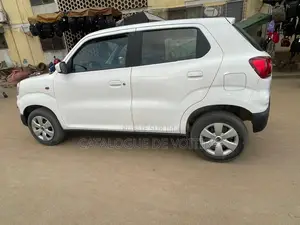 Suzuki S-Presso 2024 Blanc