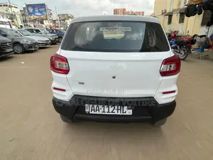 Suzuki S-Presso 2024 Blanc