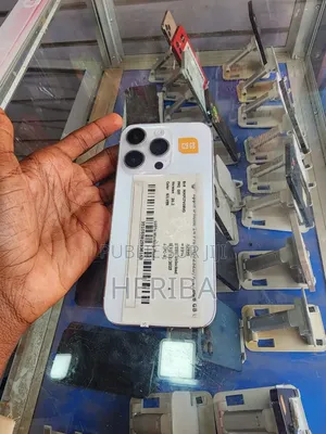 Nouveau Apple iPhone 14 Pro 128 GB Argenté