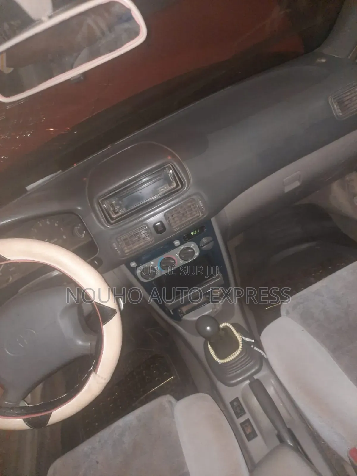 Toyota Corolla 2002 Orange