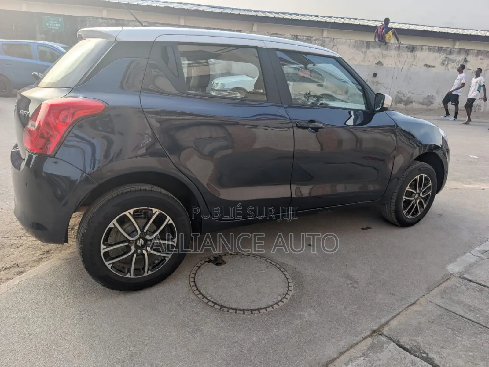 Suzuki Swift 2023 Bleu