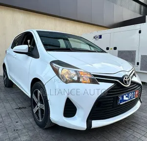 Toyota Yaris 2018 Blanc