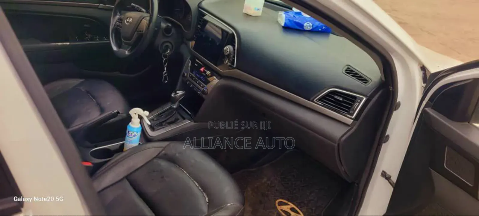 Hyundai Avante 2019 Blanc