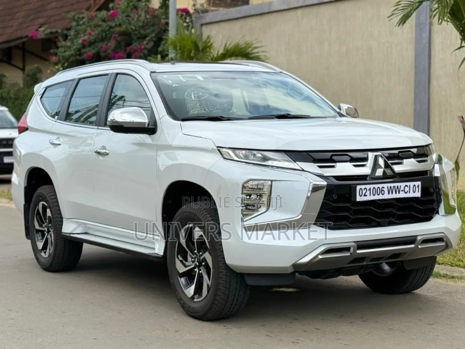 Nouveau Mitsubishi Montero Sport 2025 Blanc