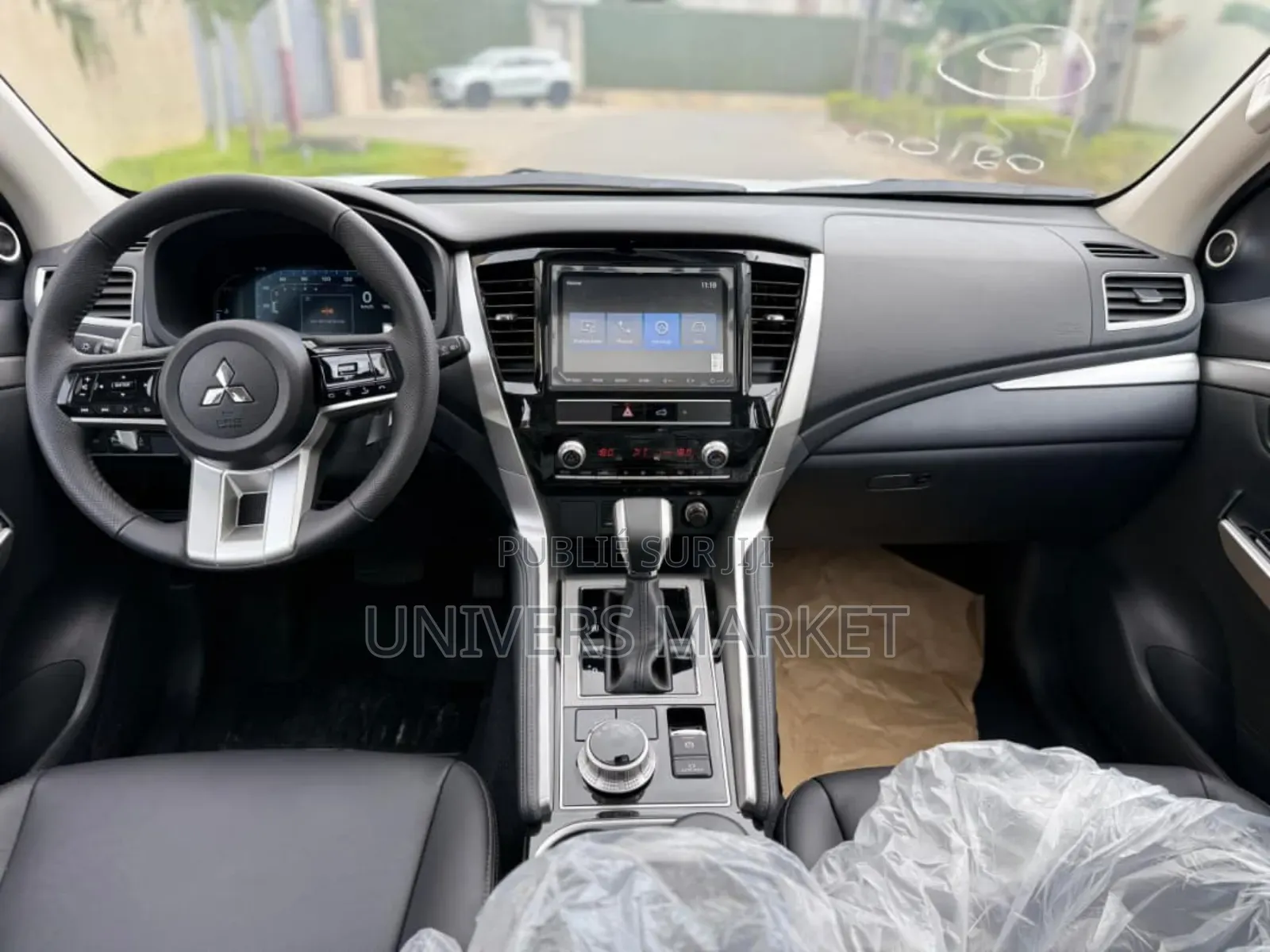 Nouveau Mitsubishi Montero Sport 2025 Blanc