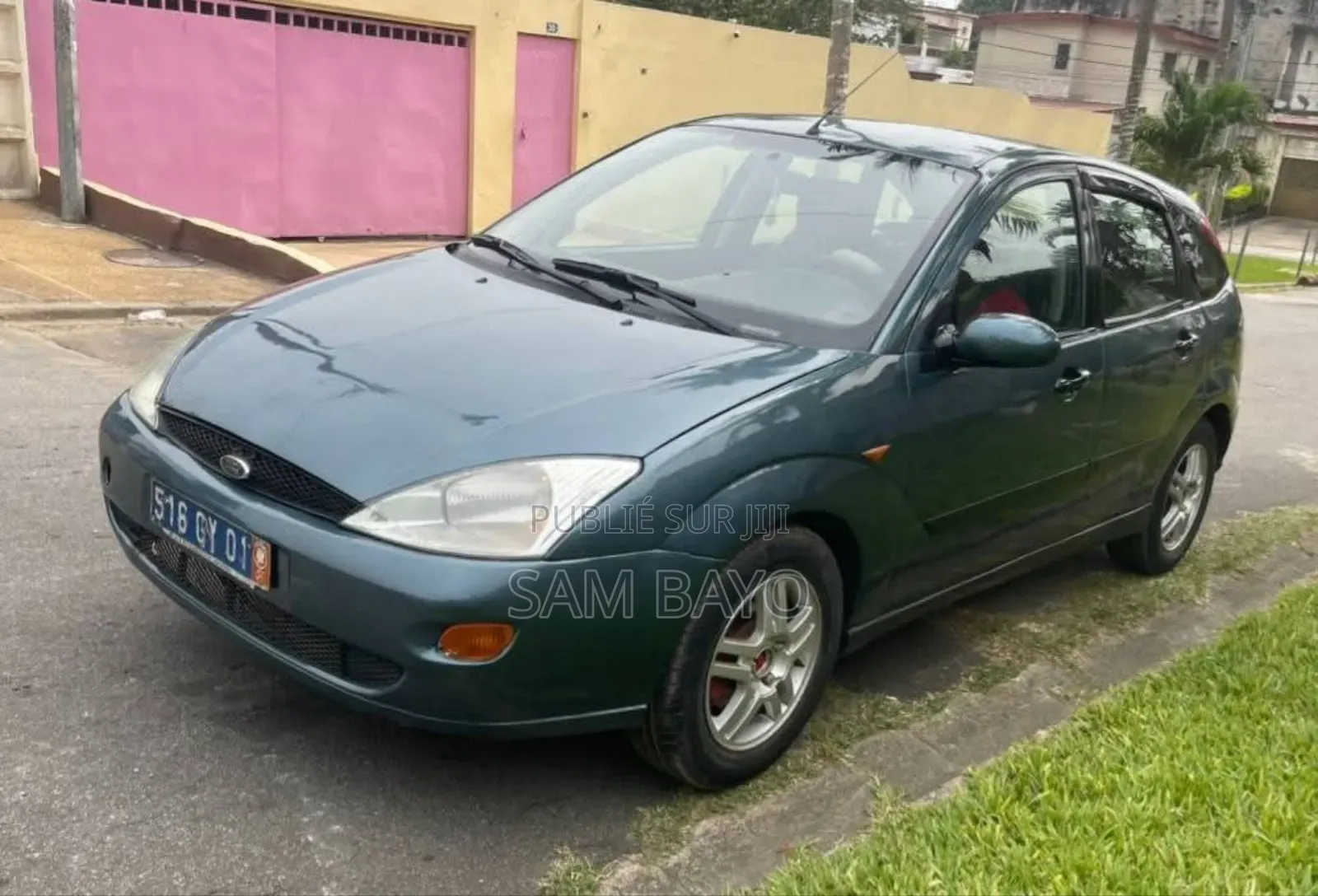Ford Focus 2000 Gris