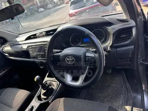 Toyota Hilux 2018 Gris