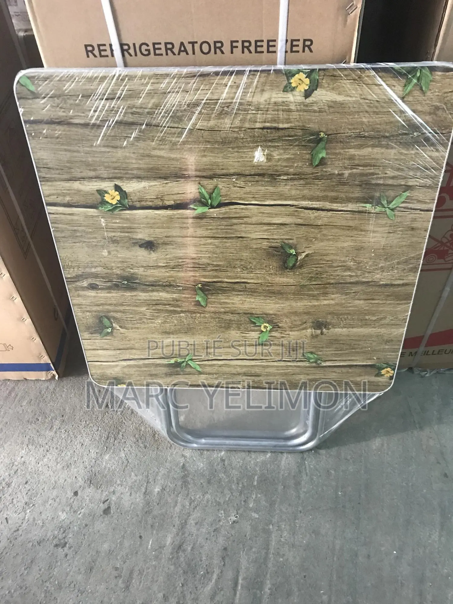 Table À Manger Et Autre