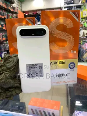Nouveau Tecno Spark Slim 256 GB Blanc