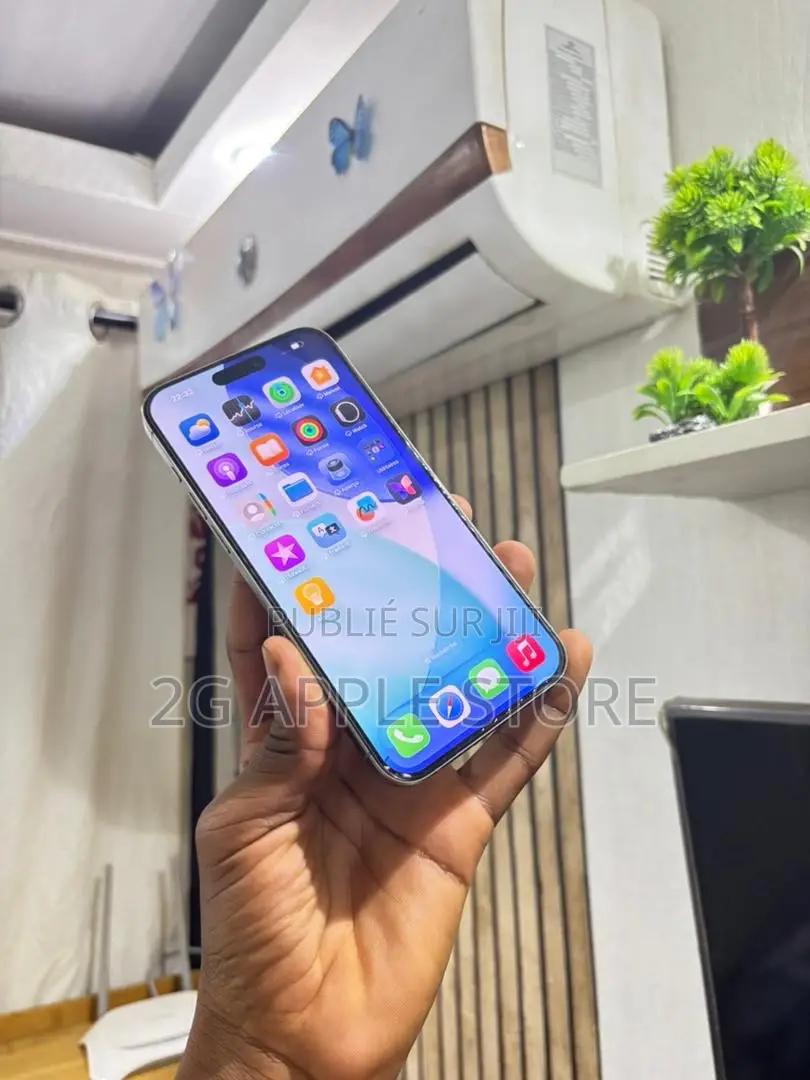 Nouveau Apple iPhone 15 Pro Max 256 GB Blanc