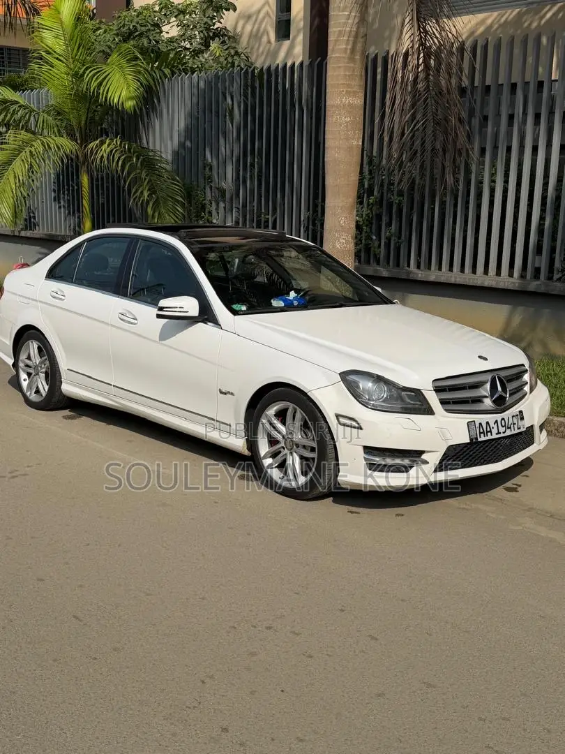 Mercedes-Benz C300 2015 Blanc
