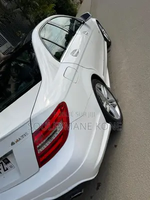 Mercedes-Benz C300 2015 Blanc