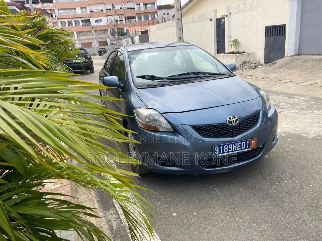 Toyota Yaris 2009 Bleu