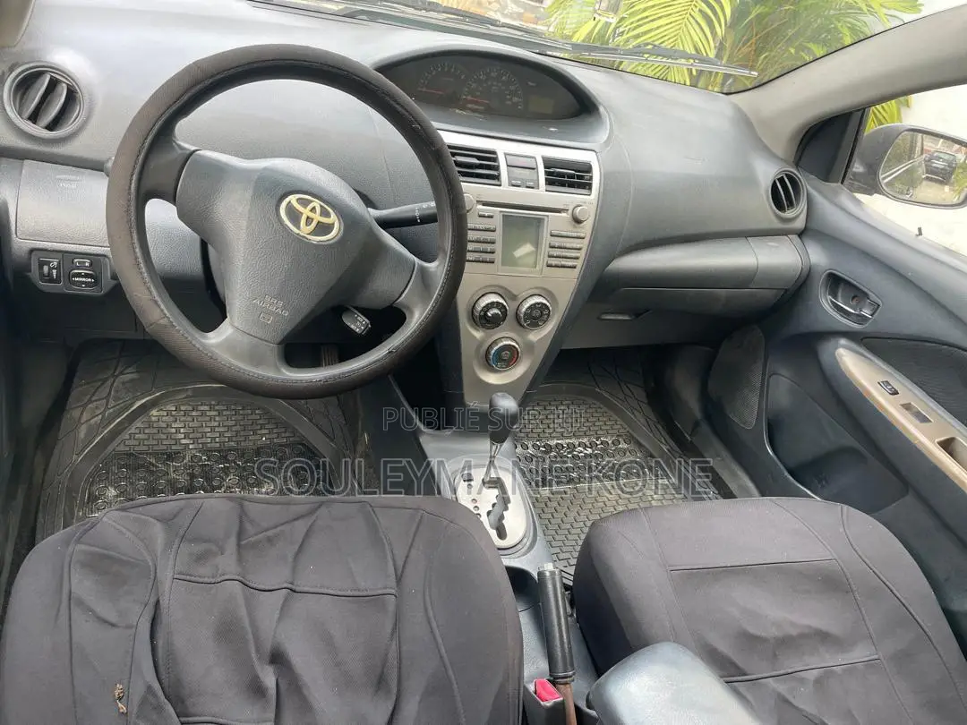 Toyota Yaris 2009 Bleu