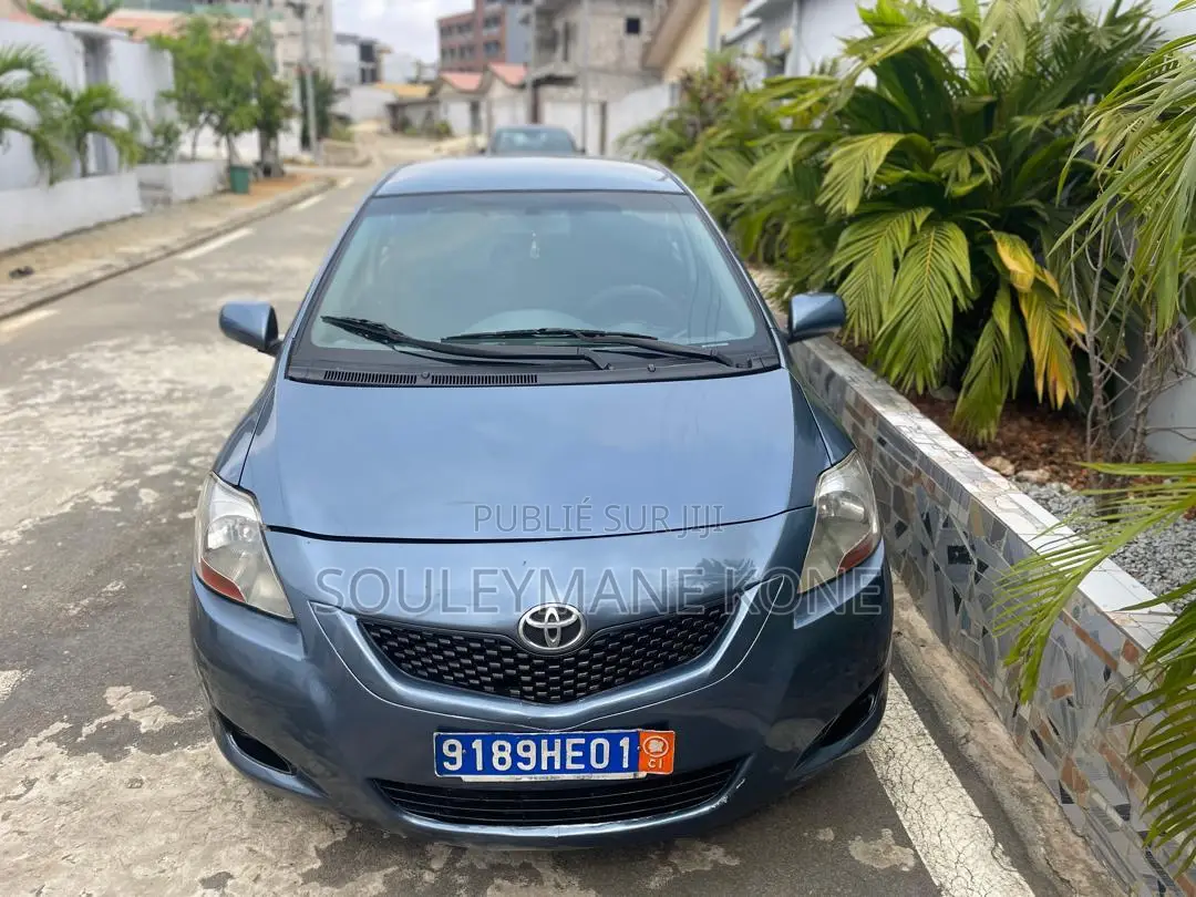 Toyota Yaris 2009 Bleu