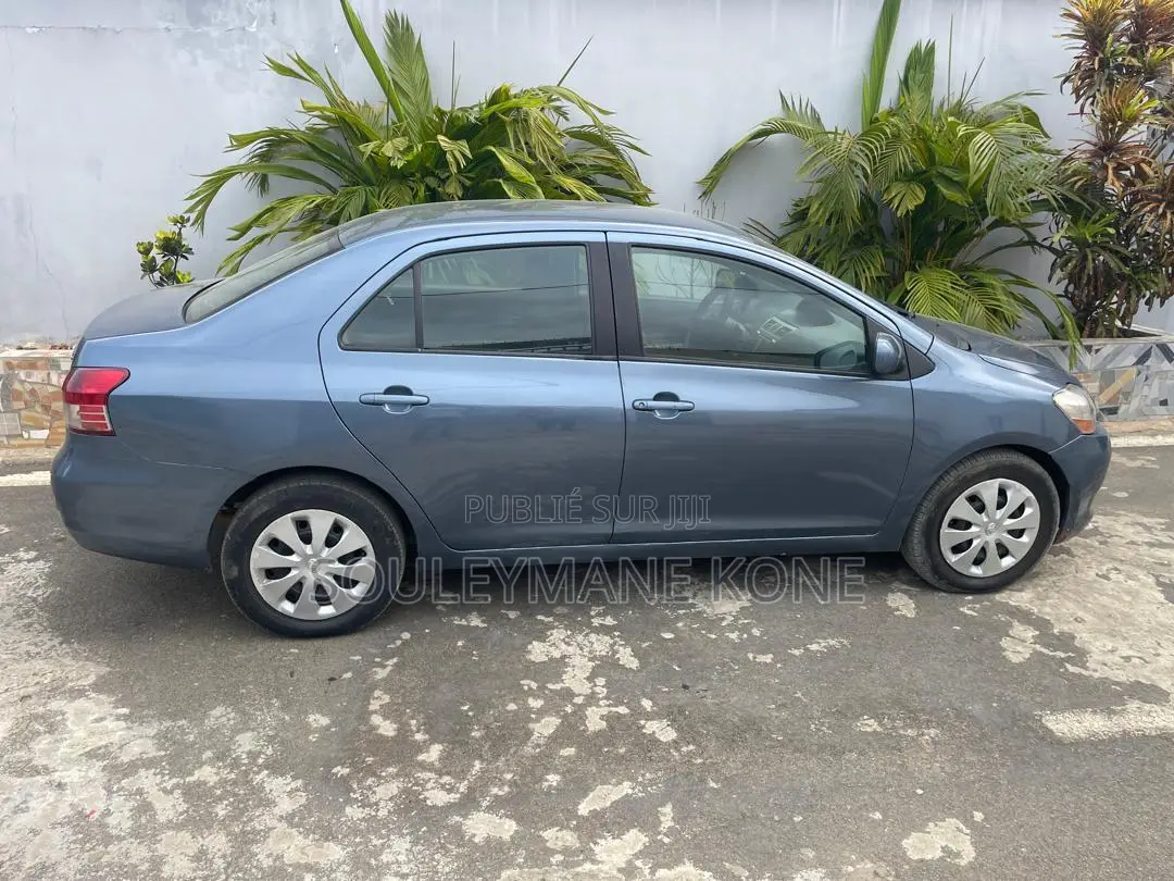 Toyota Yaris 2009 Bleu