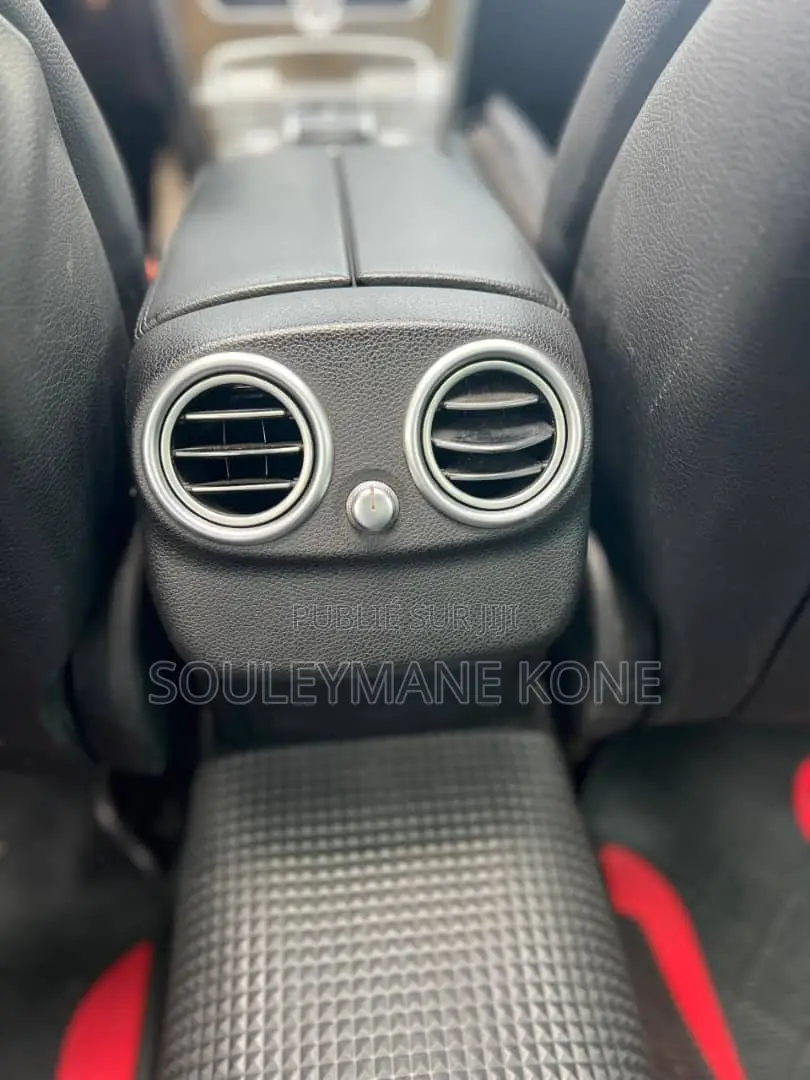 Mercedes-Benz C400 4Matic AWD Sedan (3.0L V6 7A) 2015 Noir