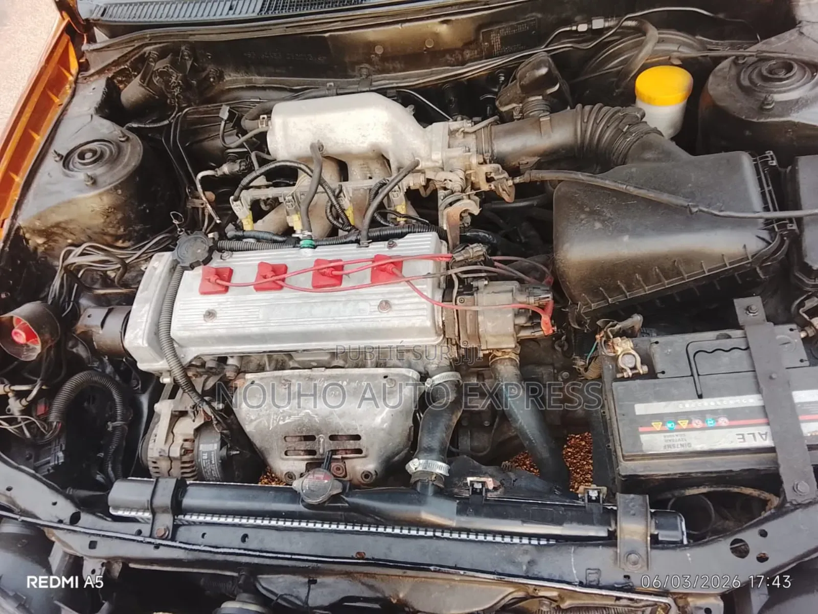 Toyota Corolla 2002 Orange