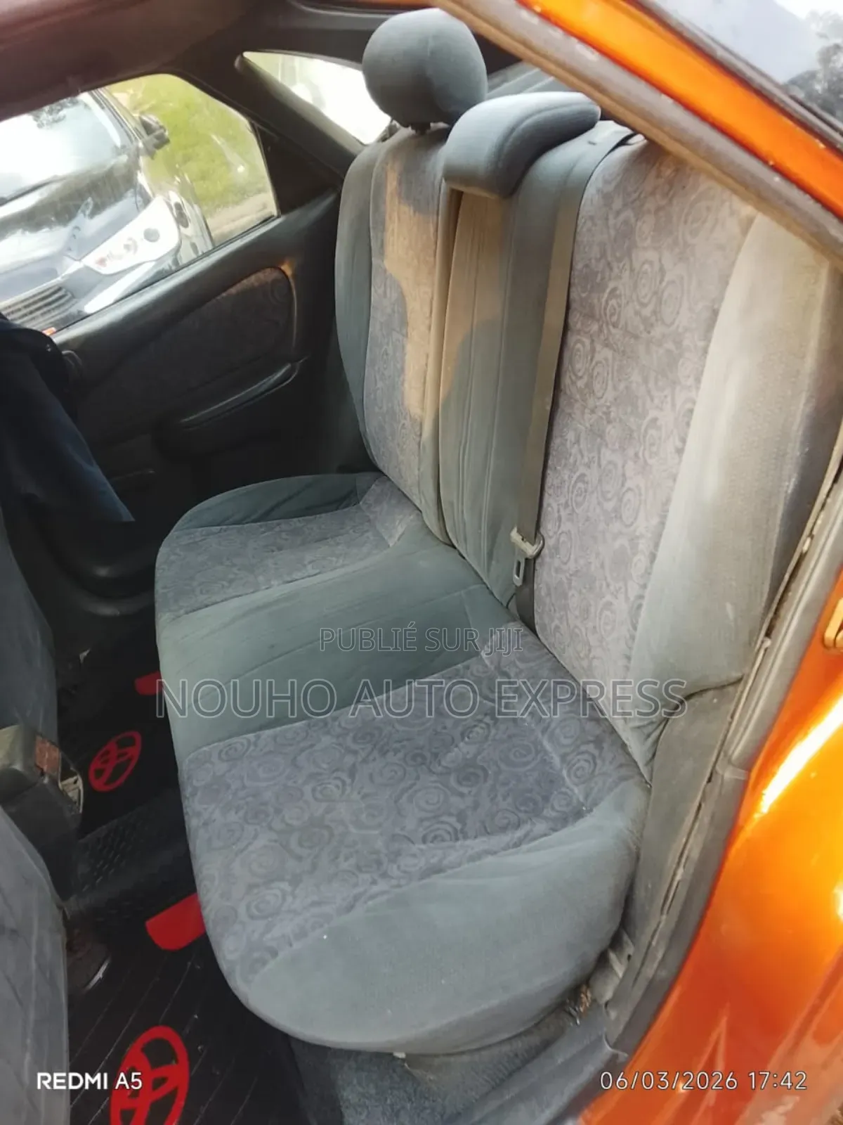 Toyota Corolla 2002 Orange