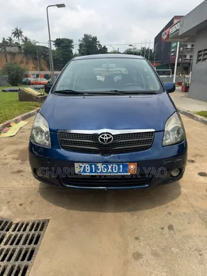 Toyota Verso 2009 Bleu