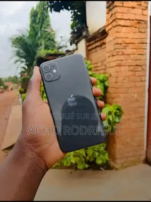 Nouveau Apple iPhone 11 128 GB Noir