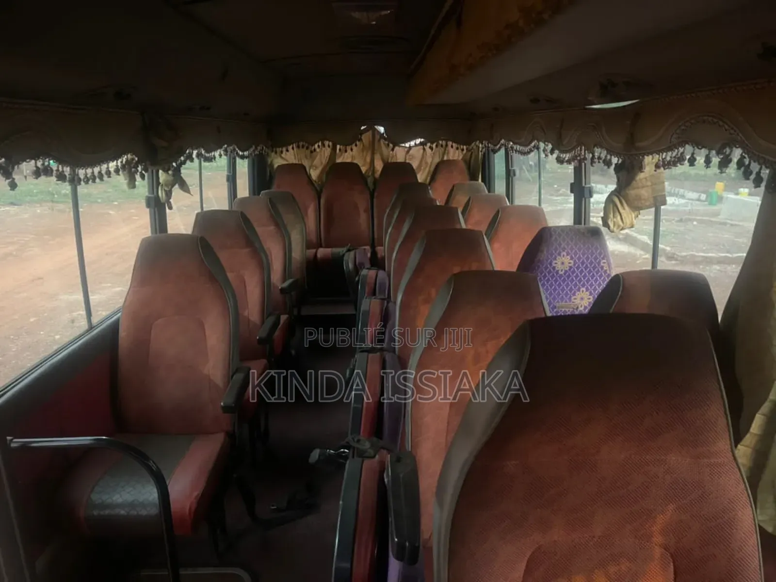 Hyundai County 2013 Jaune