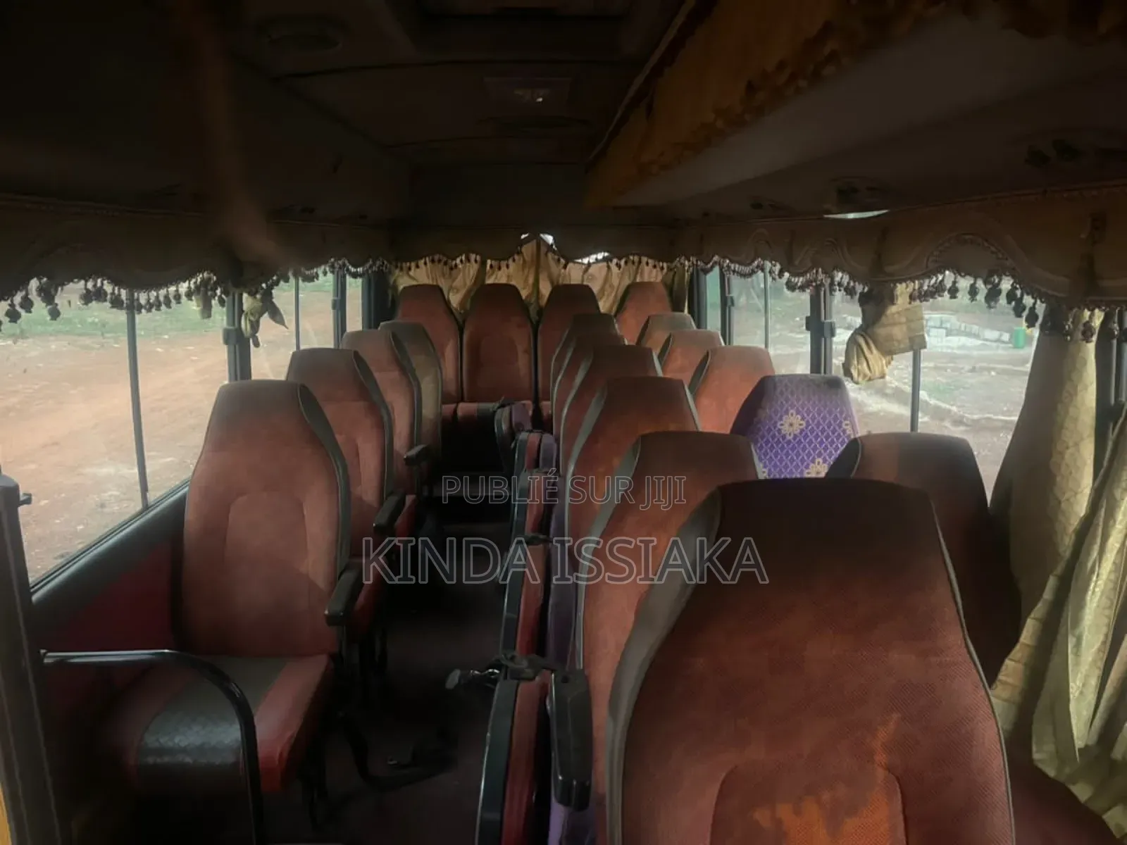 Hyundai County 2013 Jaune