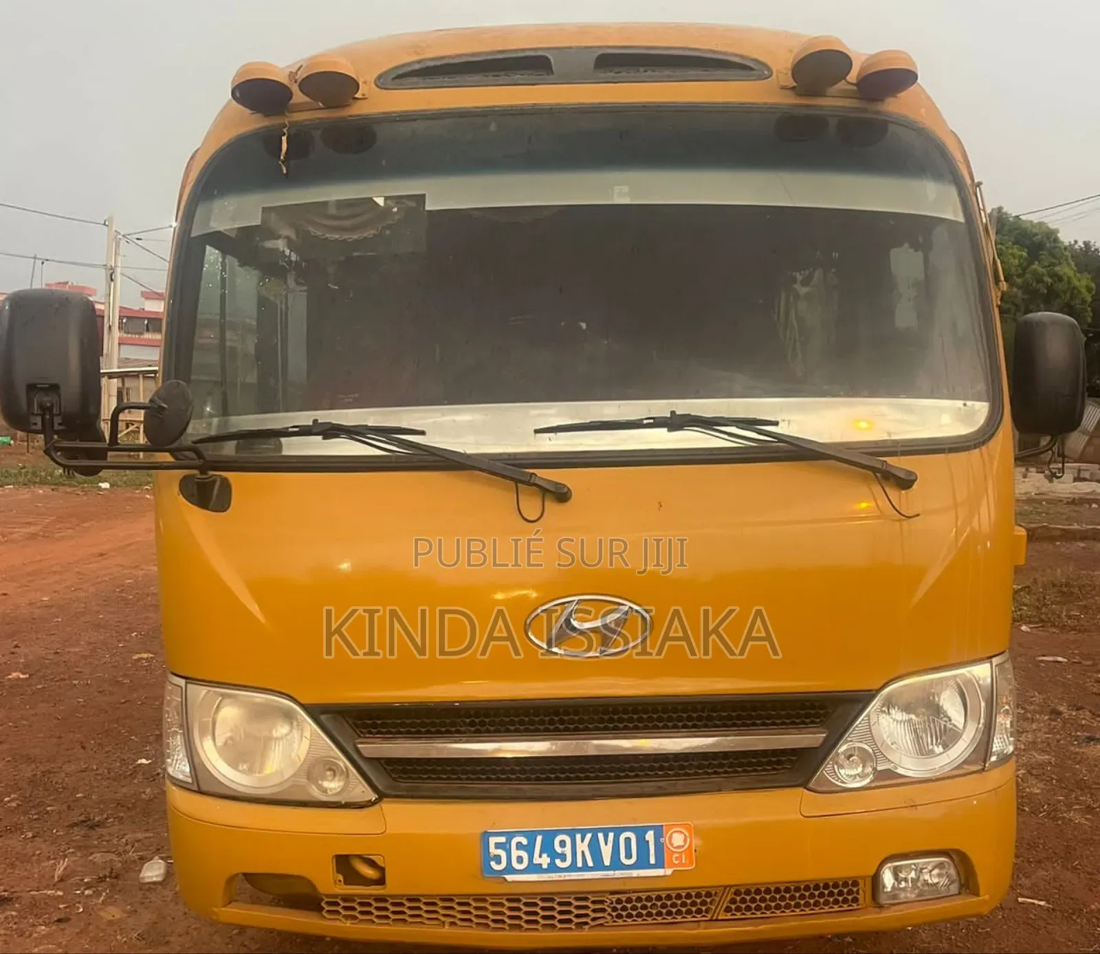 Hyundai County 2013 Jaune
