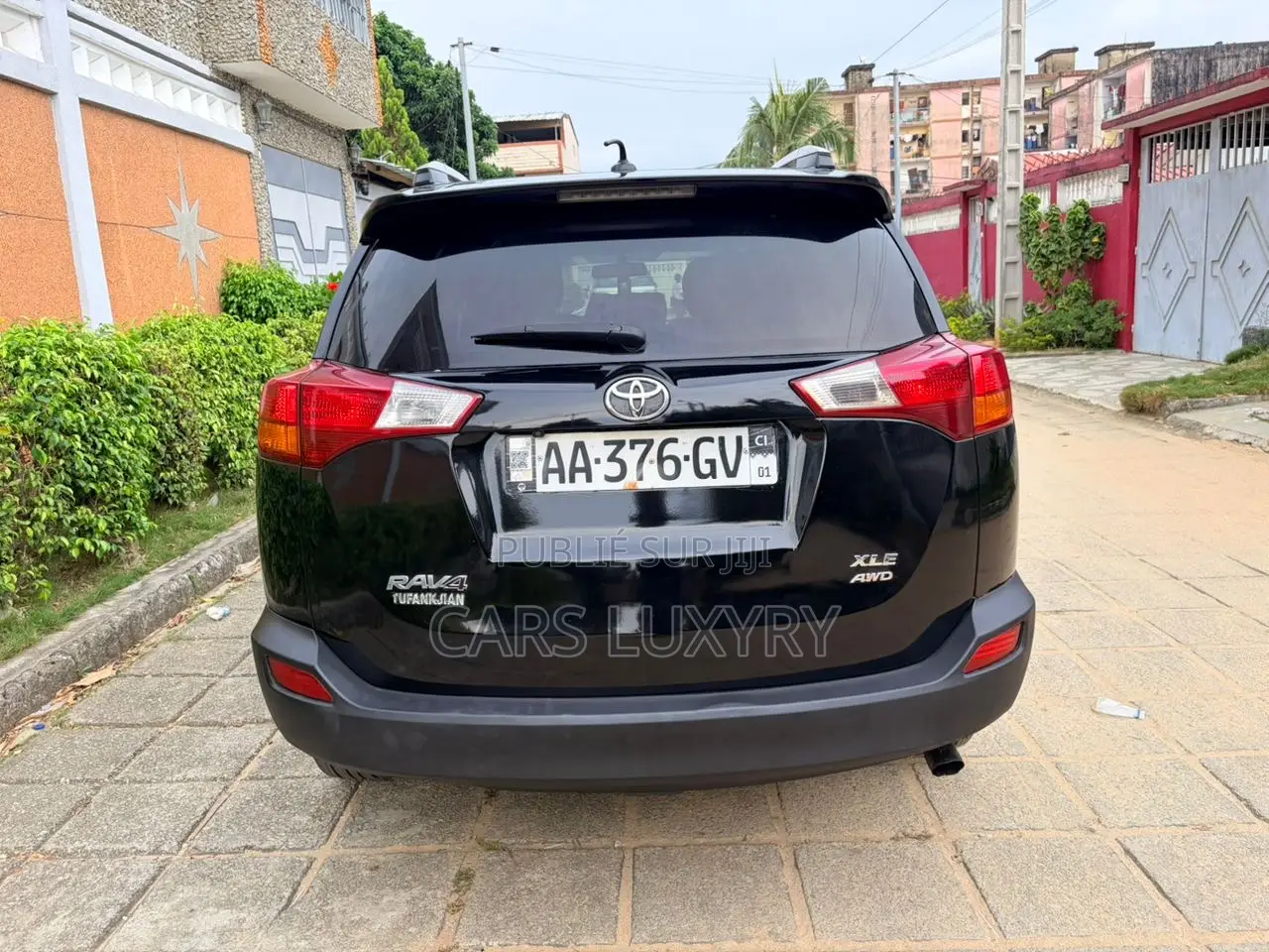 Toyota RAV4 XLE 4dr SUV AWD (2.5L 4cyl 6A) 2015 Noir