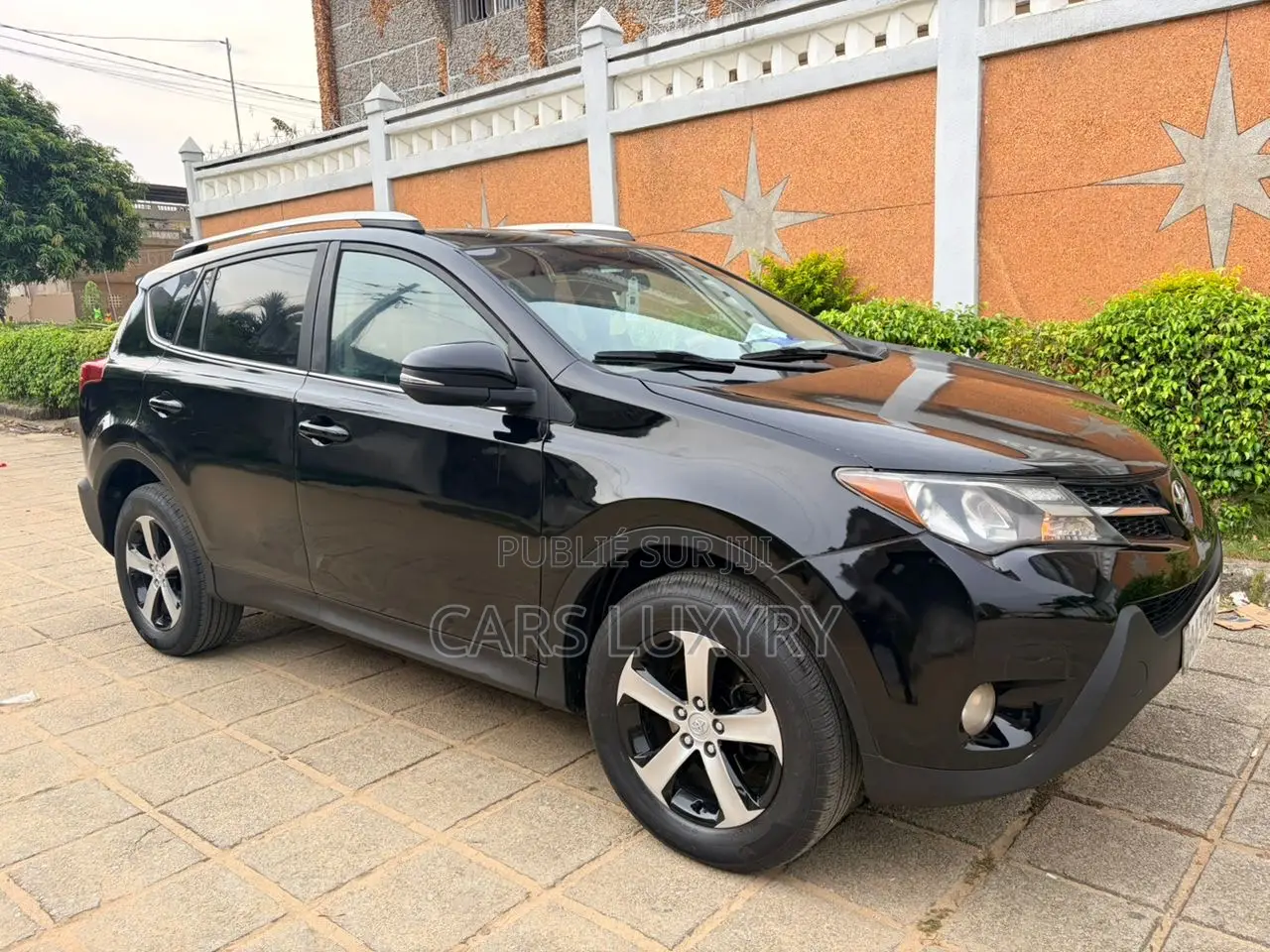 Toyota RAV4 XLE 4dr SUV AWD (2.5L 4cyl 6A) 2015 Noir