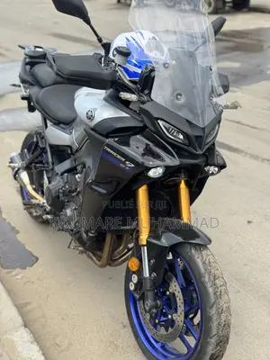 Yamaha Autre 2023 Gris