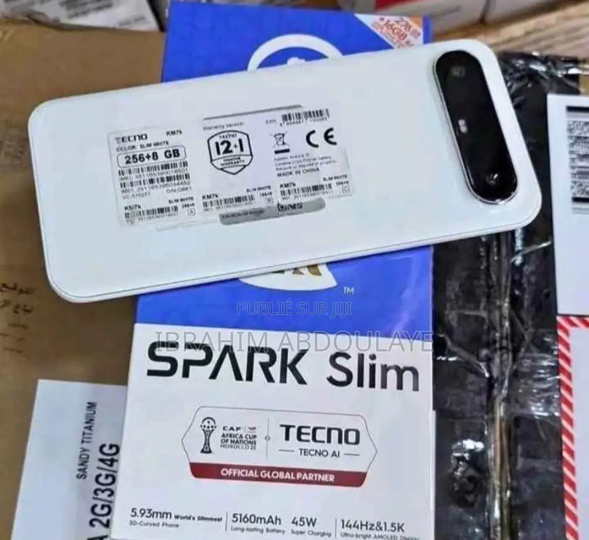 Nouveau Tecno Spark Slim 256 GB Blanc