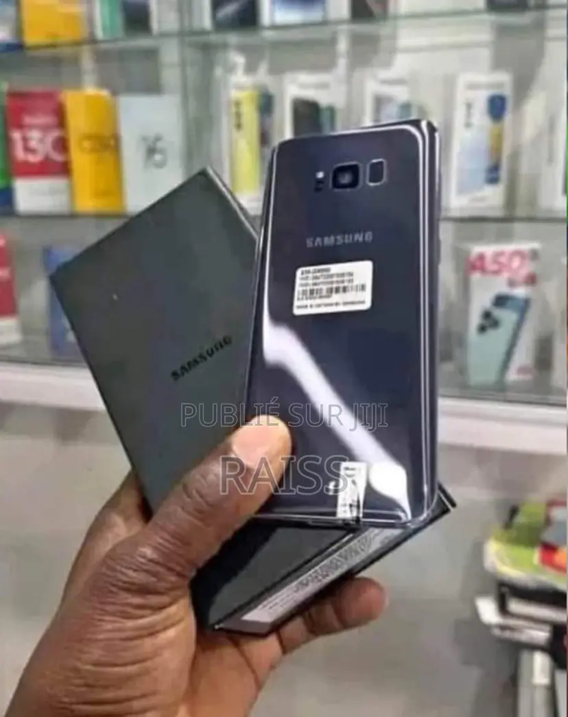 Nouveau Samsung Galaxy S8 Plus 64 GB Noir