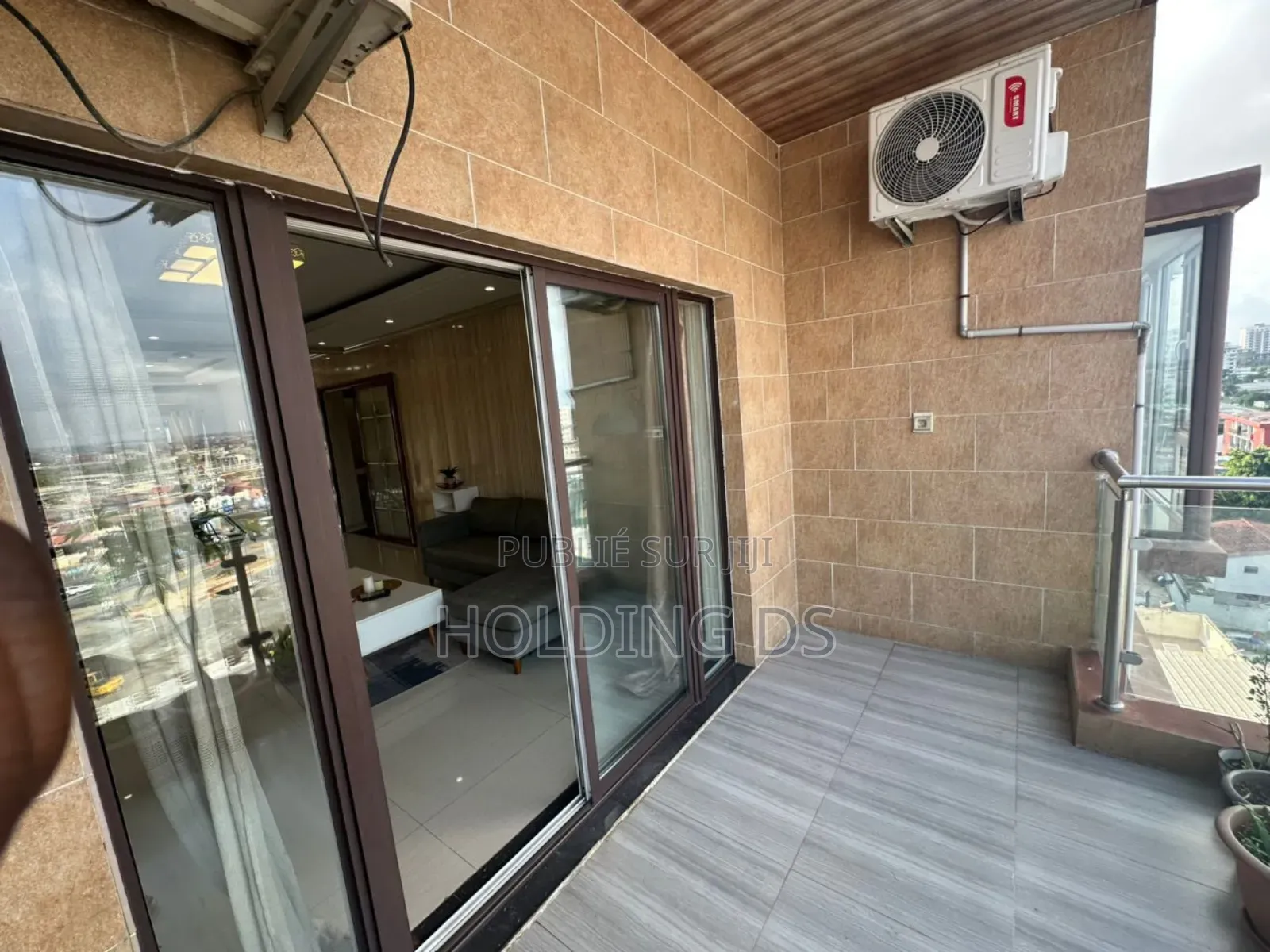 Furnished 3chbre Appartement dans Location Immobilière, Marcory à Louer