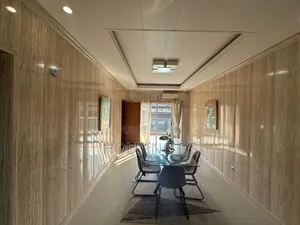 Furnished 3chbre Appartement dans Location Immobilière, Marcory à Louer