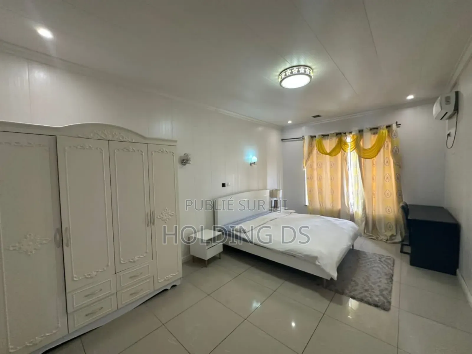 Furnished 3chbre Appartement dans Location Immobilière, Marcory à Louer