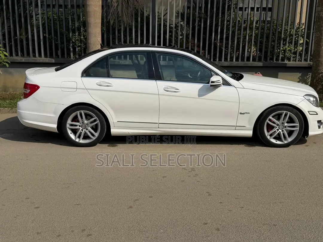 Mercedes-Benz C300 2015 Blanc