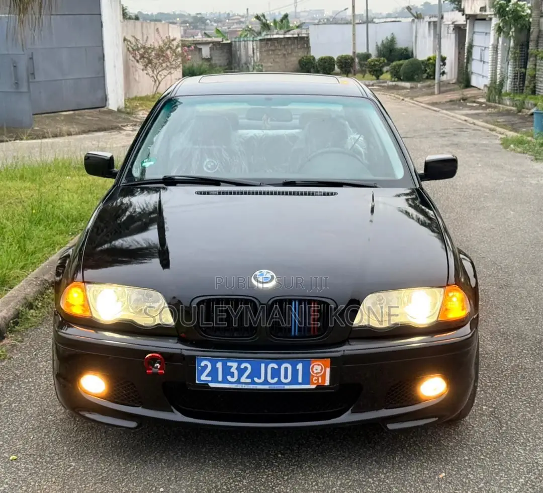 BMW 318i 2003 Noir