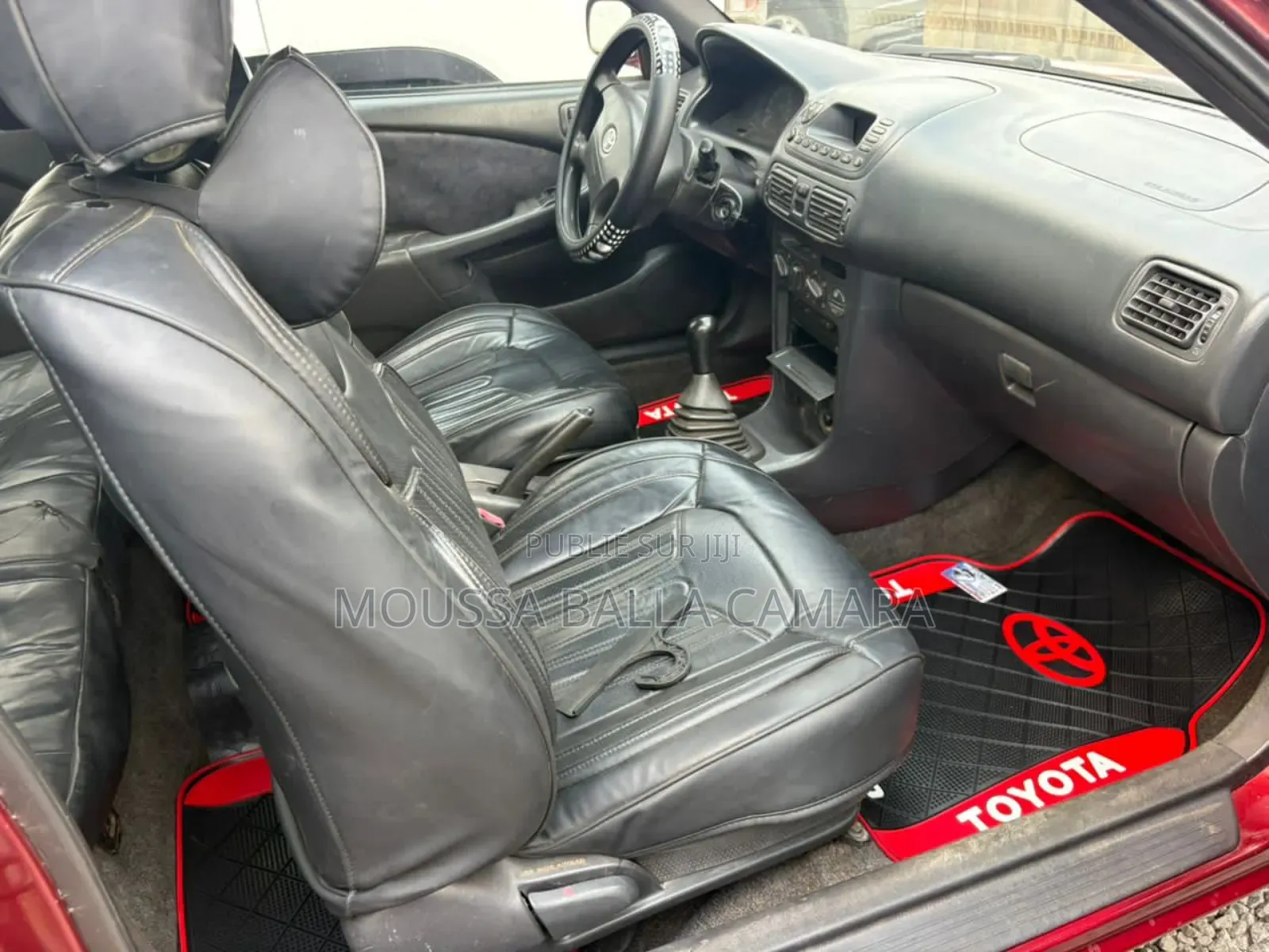 Toyota Corolla 1.4 2004 Rouge