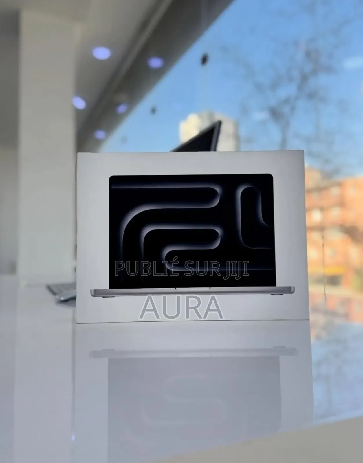 Nouveau Apple Macbook Pro 2025 M5 14-inch 16GB Apple M5 SSD 512GB