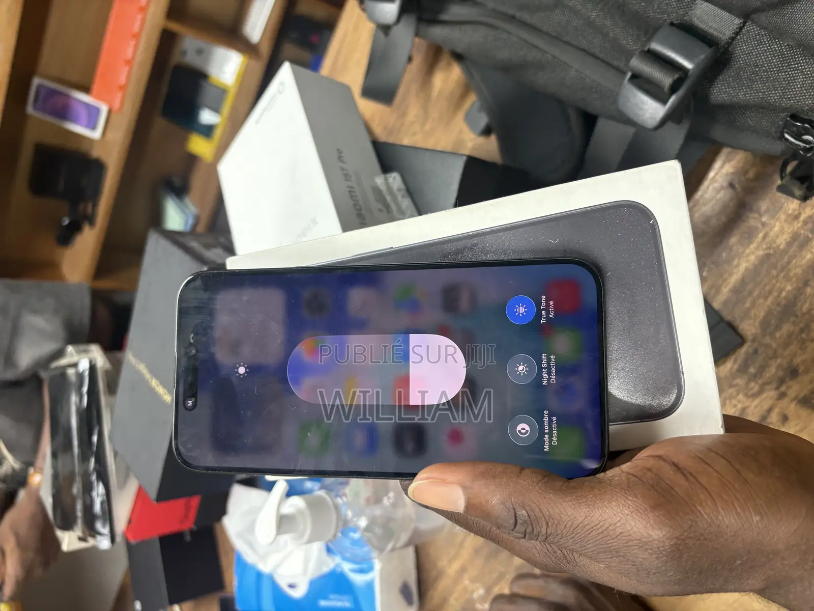 Nouveau Apple iPhone 15 Pro Max 256 GB Noir