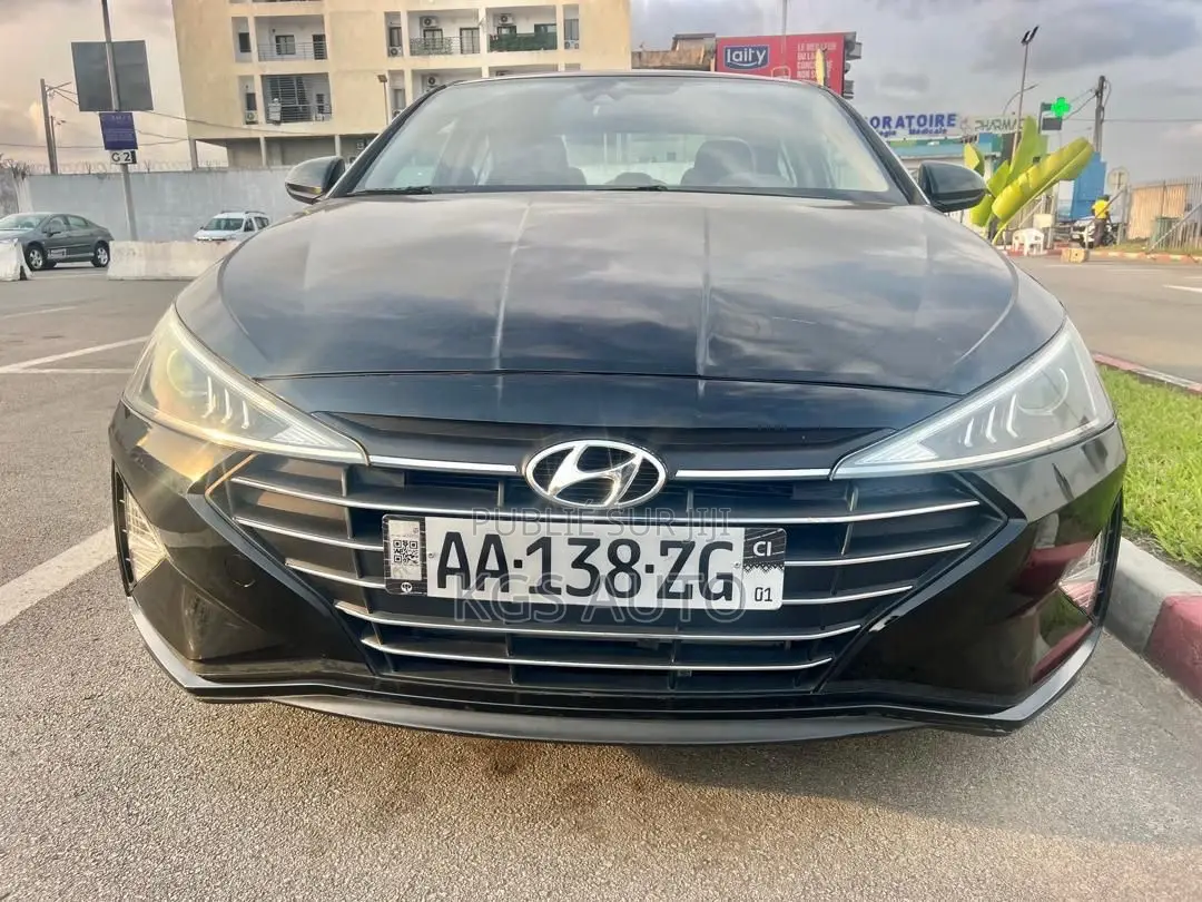 Hyundai Elantra SE 2020 Noir Mat