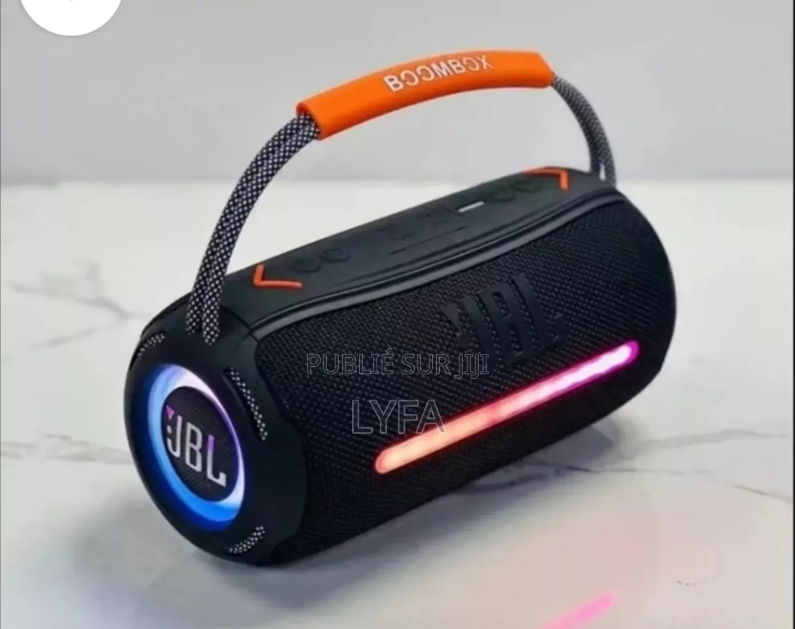 JBL Boombox 360