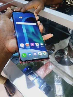 Photo - LG Velvet 5G 128 GB Rouge